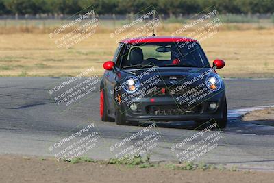 media/Sep-17-2023-Speed Ventures (Sun) [[7e780ba612]]/Green/Session 1 (Grapevine)/
